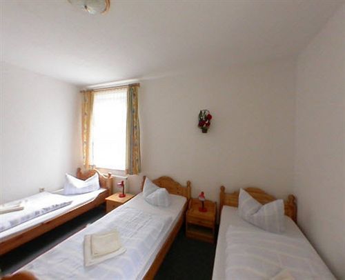 Landguthotel Hotel-Pension Sperlingshof Dallgow-Doeberitz Dış mekan fotoğraf